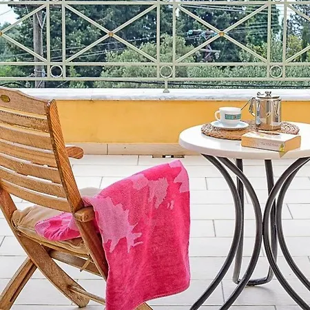 Willa Nisaki Sleeps 8 Pool Air Con Wifi *